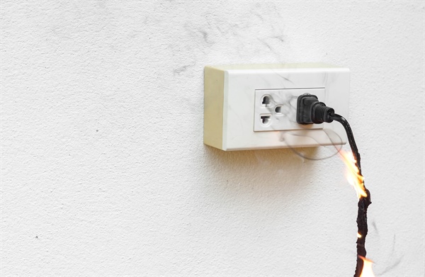 Warning Signs of Faulty Electrical Wiring in a Home