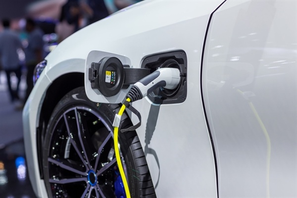 Is an EV Charging Station Worth the Investment for Homeowners & Businesses?