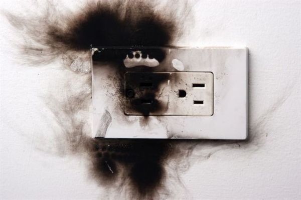 6 Common Electrical Emergencies